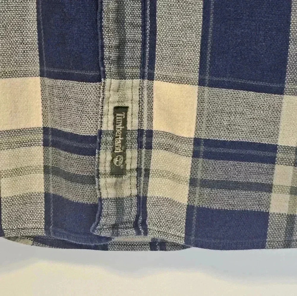 Timberland Short Sleeve Button Down Size Large EUC - Picture 4 of 8